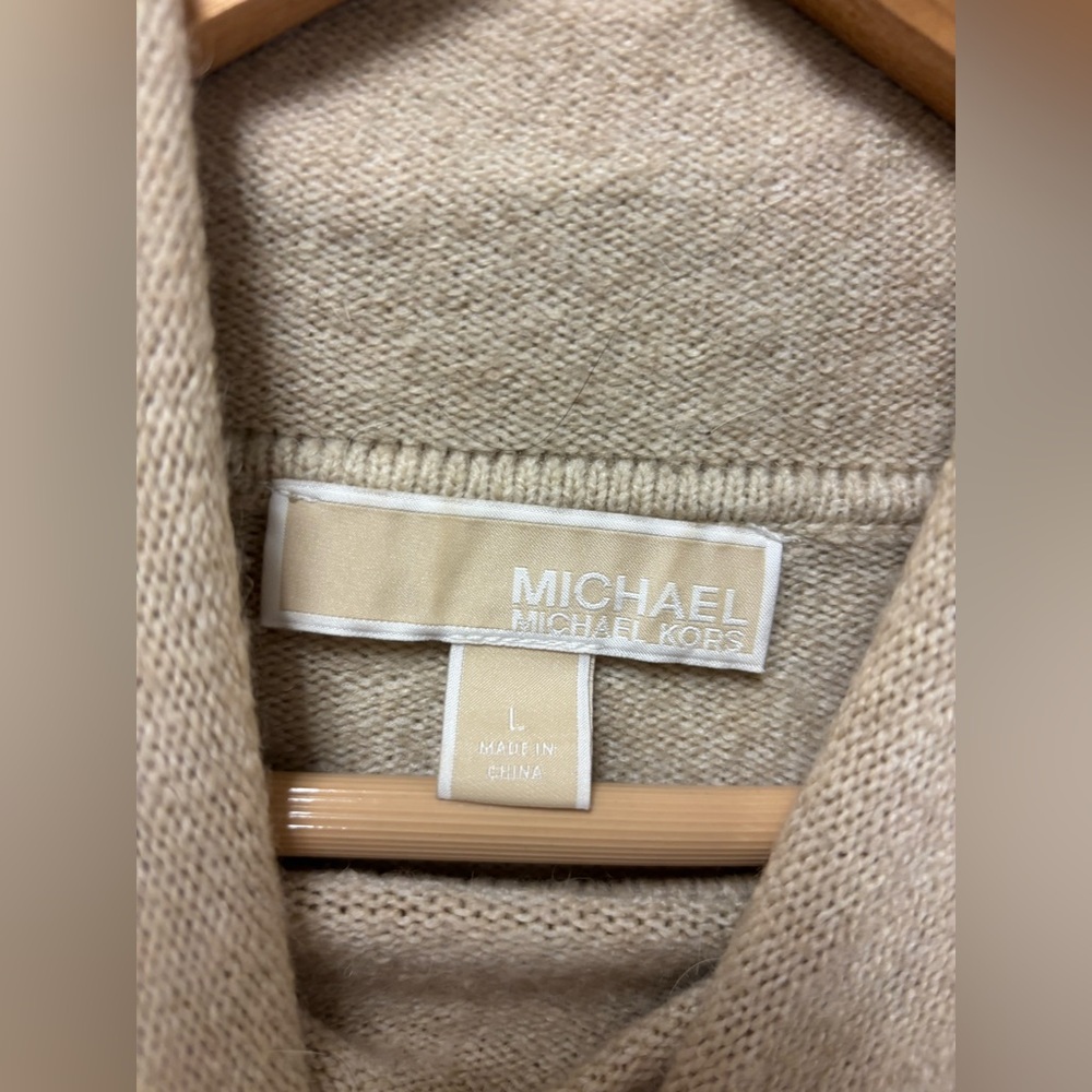 Michael Kors women’s sweater - Picture 5 of 6